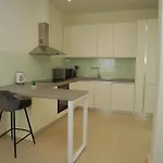 Miku Coast Apart Otel Palasë