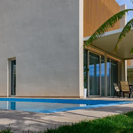 Appart hôtel Miku Coast 4*