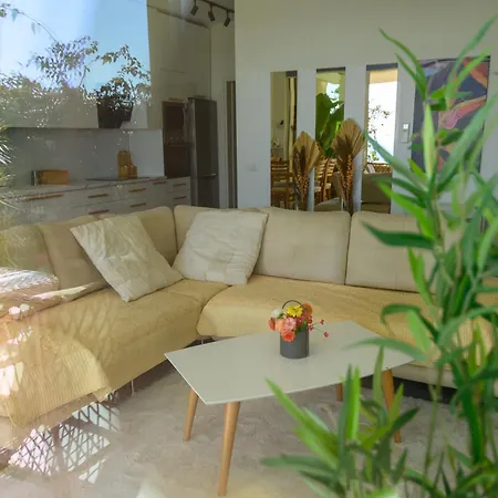 Appart hôtel Miku Coast