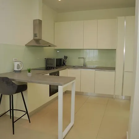 Miku Coast Lejlighedshotel Palasë