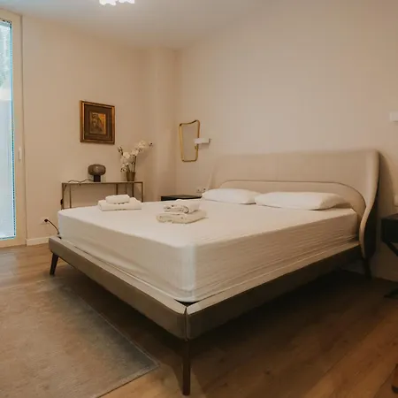 Lejlighedshotel Miku Coast Palasë