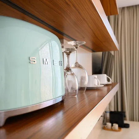 Miku Coast Aparthotel