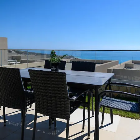Miku Coast Aparthotel