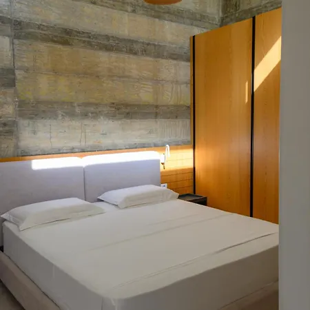 Miku Coast Apart-hotel