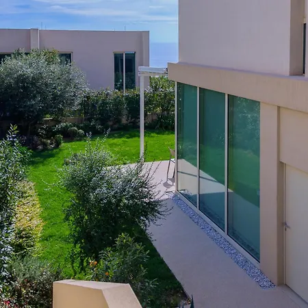 Miku Coast Apart-hotel