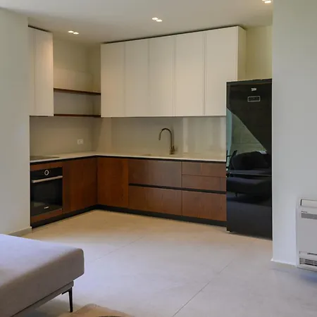 Apart-hotel Miku Coast Palasë