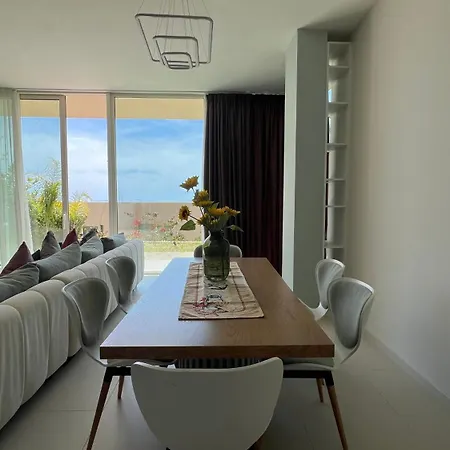 Apart-hotel Miku Coast Palasë