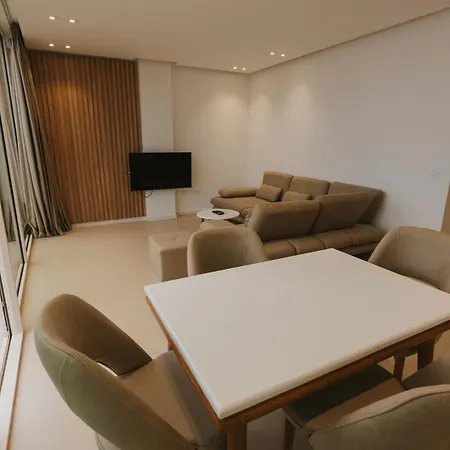 Appart hôtel Miku Coast Palasë