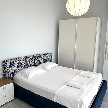 Aparthotel Miku Coast Palasë