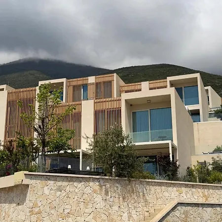 Aparthotel Miku Coast