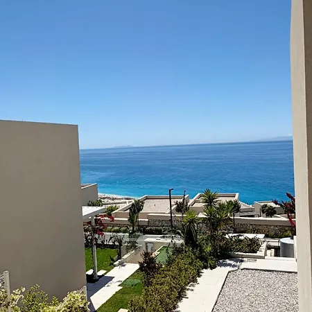Miku Coast Aparthotel