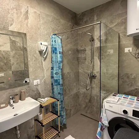 Miku Coast Apartmanhotel