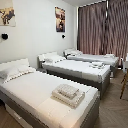 Miku Coast- And Aparthotel Palasë