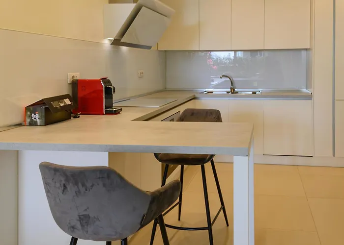 Miku Coast Lägenhetshotell 4*