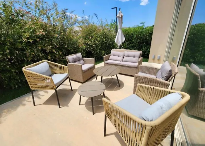 Lägenhetshotell Miku Coast Palasë